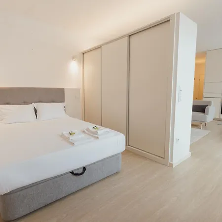 Downtown Elegant By Vacationy Appartement